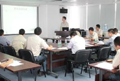 油气润滑系统具体是由哪些部分组成的？ 